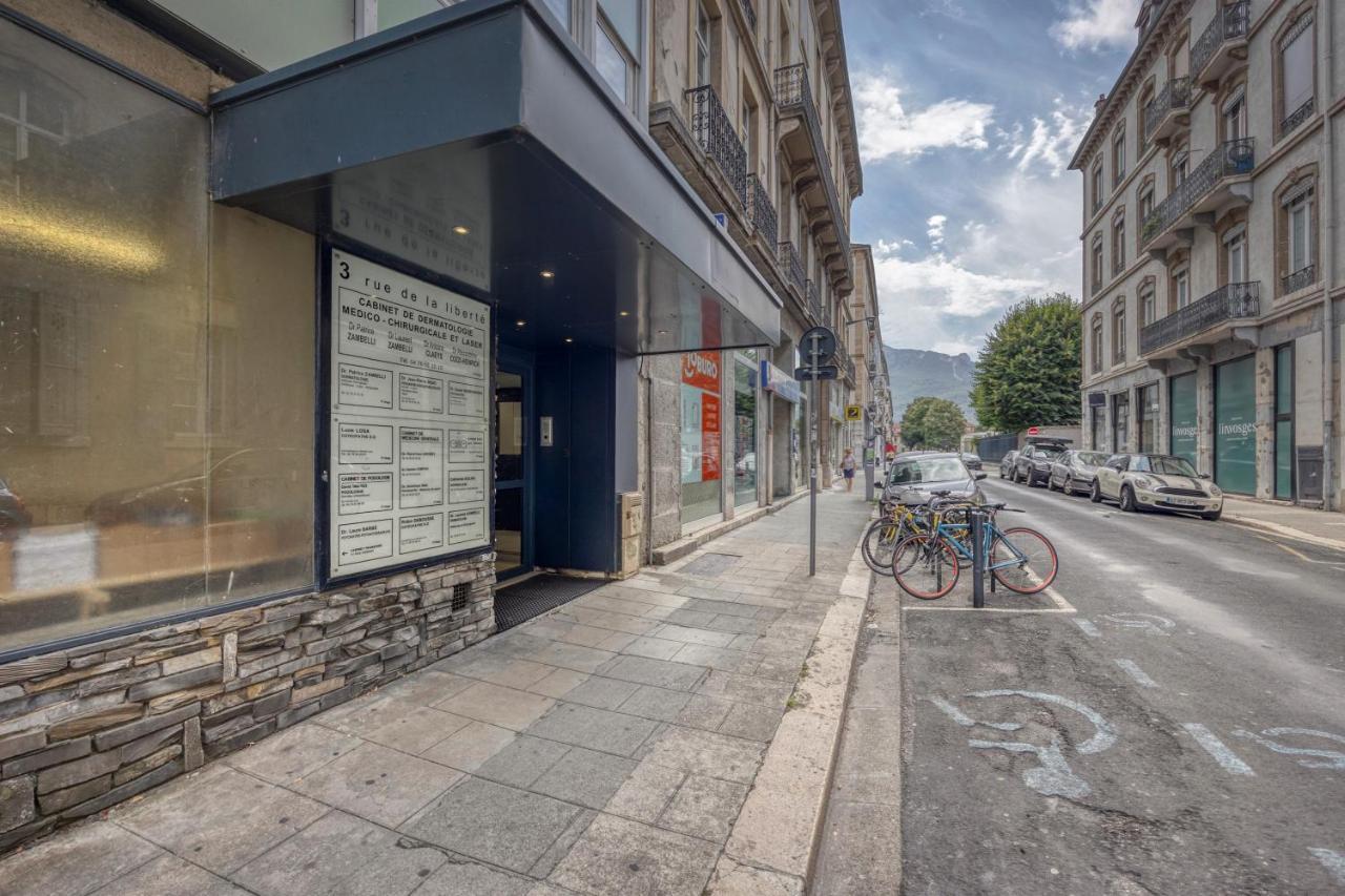Libertad - Verdun Grenoble Exterior photo